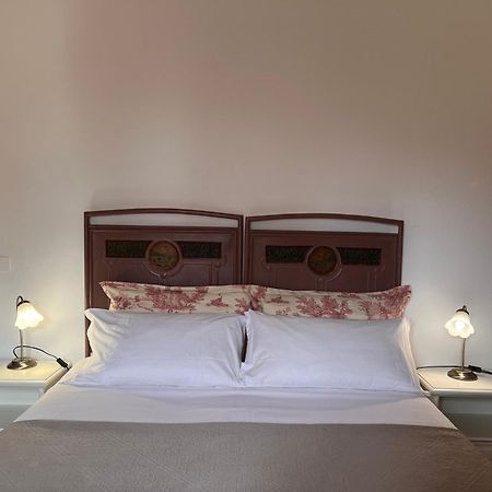Casa Del Pino Bed & Breakfast Борго а Буджано Екстериор снимка