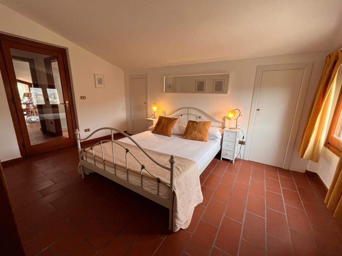 Casa Del Pino Bed & Breakfast Борго а Буджано Екстериор снимка