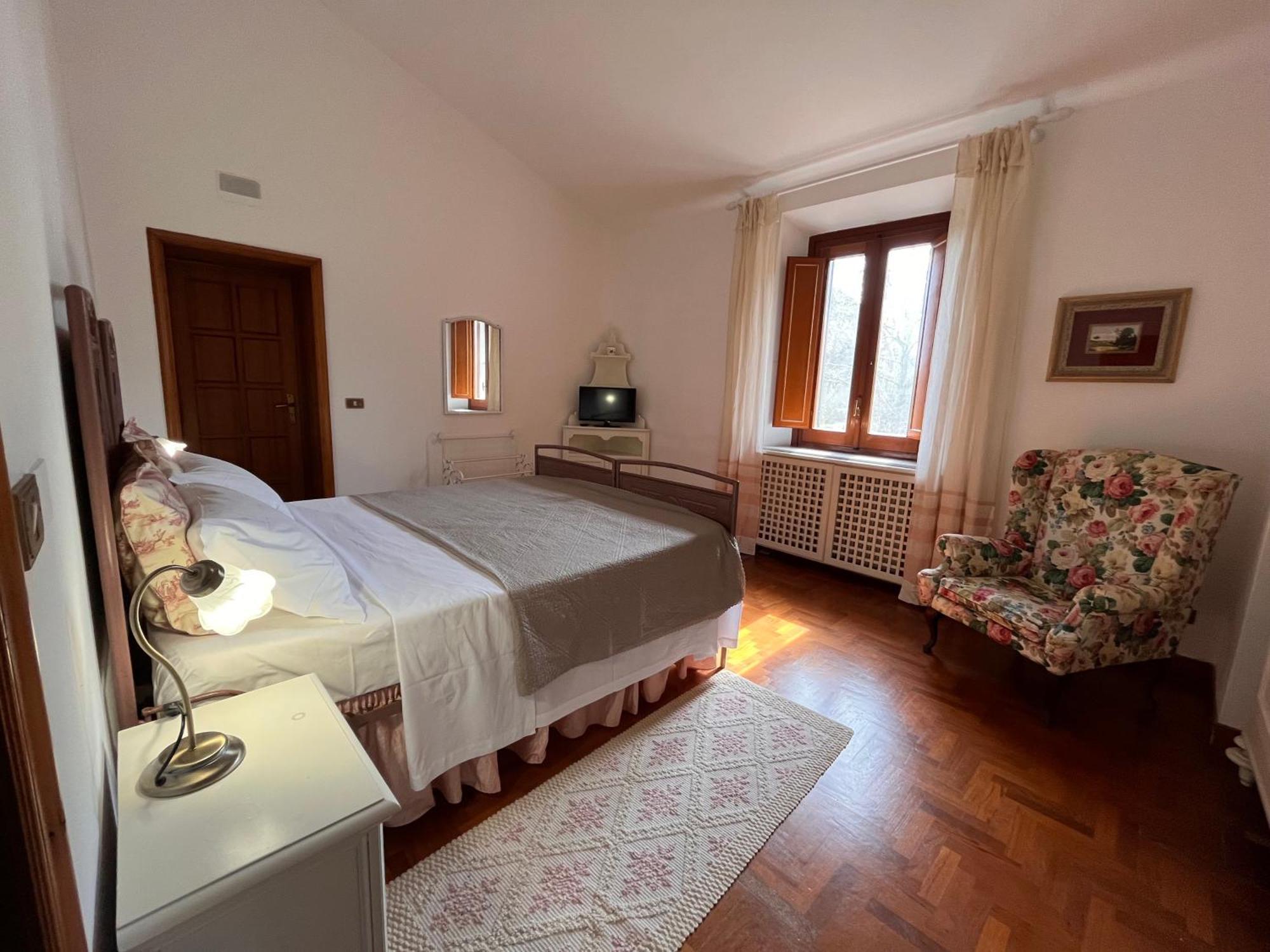 Casa Del Pino Bed & Breakfast Борго а Буджано Екстериор снимка