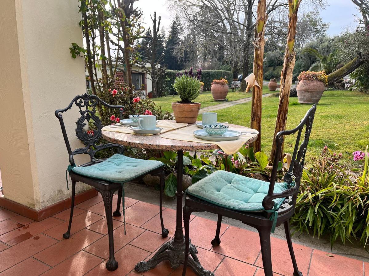 Casa Del Pino Bed & Breakfast Борго а Буджано Екстериор снимка