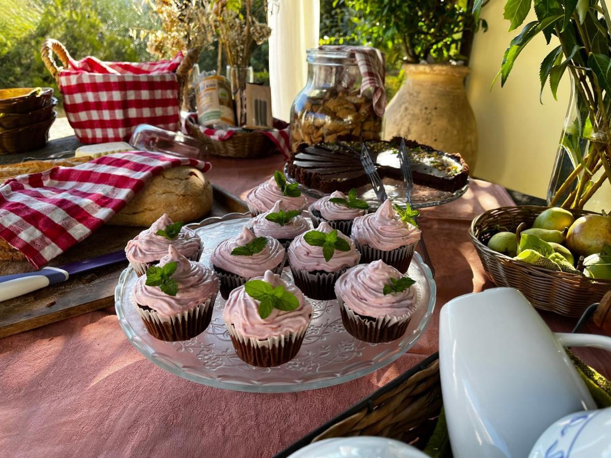 Casa Del Pino Bed & Breakfast Борго а Буджано Екстериор снимка